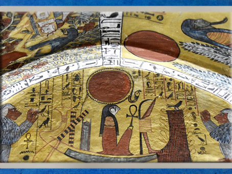 D'après le Lever du Faucon, Rê-Horakhty-Atoum, maître des Deux-Terres, Khépri, tombe de Sennedjem, Livre pour Sortir au Jour, XIXe dynastie, Égypte ancienne. (Marsailly/Blogostelle)