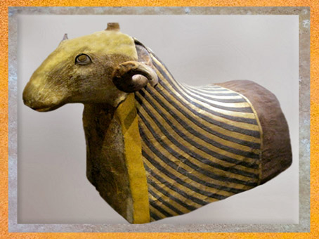 D’après le bélier, dit l’Osiris, bélier de Khnoum, Époque Ptolémaïque ou romaine, Éléphantine, Assouan, Égypte Ancienne. (Marsailly/Blogostelle)