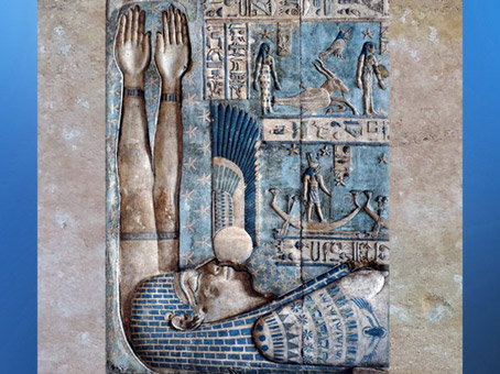 D’après Nout qui avale le Soleil, temple de Dendérah, de Pépi Ier, VIe dynastie, à l’époque Ptolémaïque, Égypte Ancienne. (Marsailly/Blogostelle)
