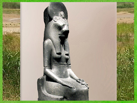 D’après la déesse Sekhmet, basalte, XVIIIe dynastie, règne du roi Amenhotep III, Nouvel Empire, Égypte Ancienne. (Marsailly/Blogostelle)