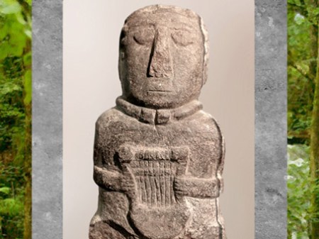D'après statuette à la lyre, sans doute en tailleur, Ier siècle avjc, Côtes-d'Armor, France, Gaule celtique. (Marsailly/Blogostelle)