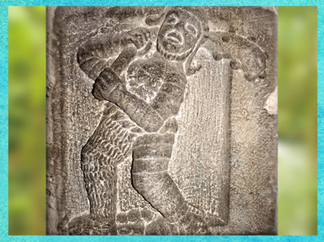 D’après Hercule-Ogmios, Pilier des Nautes, vers 14-37 apjc, Lutèce, Paris, Gaule Romaine. (Marsailly/Blogostelle)