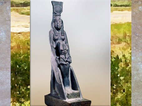 D’après la déesse Isis ailée, protectrice de son fils Horus, XXVIe dynastie, chapelle d'Osiris, Karnak, Basse Epoque, Égypte Ancienne. (Marsailly/Blogostelle)