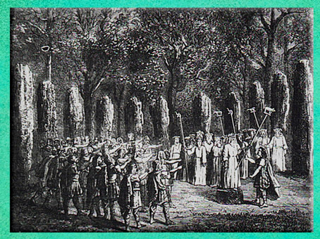 D'après une assemblée de druides, avec des hampes à sanglier, emblème du dieu Lug. (Marsailly/Blogostelle)