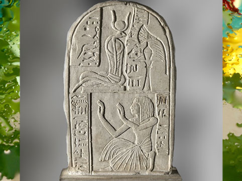 D'après la déesse serpent Rénénoutet -Thermouthis, stèle de Nakhtimen, Deir el-Médineh, Égypte Ancienne. (Marsailly/Blogostelle)