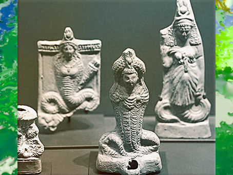 D'après la déesse serpent Isis-Thermouthis, fertilité et pouvoir de guérir, terres cuites, Ie-IIIe siècle apjc, époque gréco-romaine. (Marsailly/Blogostelle)