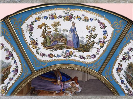D’après le guéridon pour Madame du Barry, pastorale, 1774, de Martin Carlin, peintures de Charles-Nicolas Dodin sur porcelaine de Sèvres, XVIIIe siècle, France, période Rocaille. (Marsailly/Blogostelle)