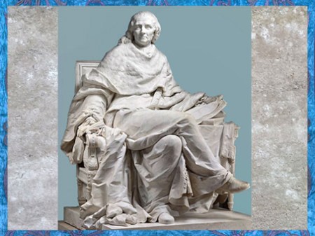 D’après Montesquieu et son œuvre, L’Esprit des lois, statue en marbre, de Clodion (Claude Michel), Salon de 1783, France, XVIIIe siècle. (Marsailly/Blogostelle)