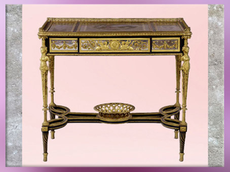 D’après une table à écrire de Marie Antoinette, d’Adam Weisweiler, pieds à caryatides, 1784, Paris, château de Saint-Cloud, chêne, ébène, laque, nacre, bronze doré, France XVIIIe siècle. (Marsailly/Blogostelle)