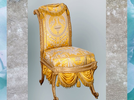 D’après un fauteuil, de Georges Jacob, noyer doré, 1777, cabinet turc du comte d’Artois, palais du temple, Paris, France, XVIIIe siècle, Néoclassique. (Marsailly/Blogostelle)