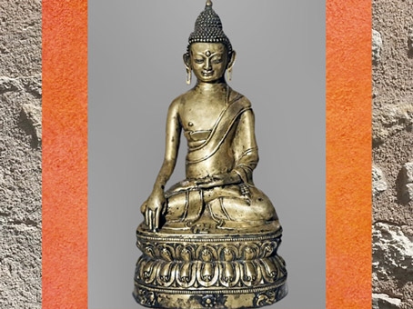 D'après une statue tibétaine, Tonpa Shenrab, socle à  frise de nagas et svastika, cuivre doré et argent, XVe-XVIe siècle, Extrême-Orient. (Marsailly/Blogostelle) 