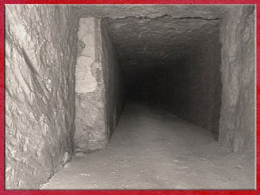 D’après la pyramide de Khéops, corridor, vers 2930-2750 avjc, IVe dynastie, Ancien Empire, Saqqara, plateau de Gizeh, Égypte Ancienne. (Marsailly/Blogostelle)