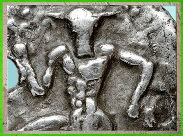 D'après le Minotaure, gestuelle-svastika, statère de Cnossos, argent, IVe siècle avjc, Crète, Grèce antique. (Marsailly/Blogostelle) 