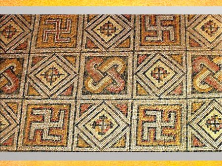 D'après une mosaïque, motifs de svastikas, villa La Olmeda, à Pedrosa de la Vega, Palencia, Ier-IVe siècle, période romaine, art antique. (Marsailly/Blogostelle)