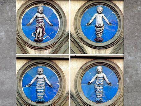 D’après les tondi d’Andrea della Robbia, faïence, enfants emmaillotés, façade de l’Hôpital des Innocents, XVe siècle, Florence, Quattrocento, Renaissance italienne. (Marsailly/Blogostelle)