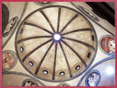 D’après Vieille sacristie San Lorenzo, ogives en ombrelle et oculi, chapelle Médicis, Filippo Brunelleschi, 1420-1428, Florence, Quattrocento, Renaissance italienne. (Marsailly/Blogostelle)