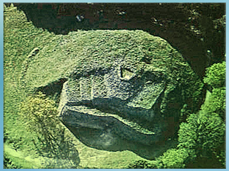 D'après le cairn de Gravinis, vers 3500 avjc, Morbihan, Bretagne, France, IVe millénaire avjc, néolithique. (Marsailly/Blogostelle)