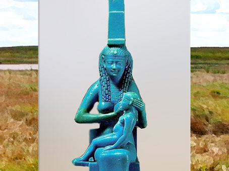 D'après la déesse Isis allaitant l’enfant Horus, faïence bleue, époque Ptolémaïque, Égypte ancienne. (Marsailly/Blogostelle) 