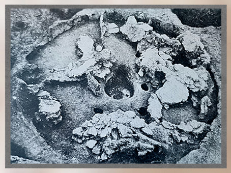 D'après les vestiges d'une maison circulaire de Banpo, Ve-IVe millénaire avjc, culture de Yangshao, néolithique, Chine ancienne. (Marsailly/Blogostelle)