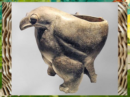 D’après un vase-rapace, terre cuite, culture de Yangshao, 5000- 2500 avjc, Huaxian, province du Shaanxi, néolithique, Chine ancienne. (Marsailly/Blogostelle)