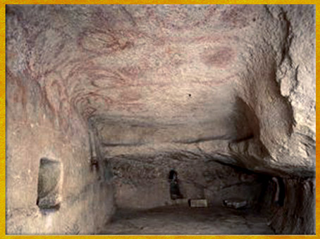 D'après une paroi peinte, chambre dite des oracles, hypogée de Hal Saflieni, IVe - IIIe millénaire avjc, Malte, néolithique. (Marsailly/Blogostelle)