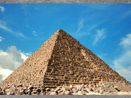 D’après la pyramide de Khéops, plateau de Gizeh, vers 2930-2750 avjc, IVe dynastie, Ancien Empire, Saqqara, Égypte Ancienne. (Marsailly/Blogostelle)
