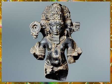 D’après le dieu Brahma et ses quatre faces, dont une invisible, sculpture, schiste, XIe-XIIe siècle, région centre, époque médiévale, Inde ancienne. (Marsailly/Blogostelle) 