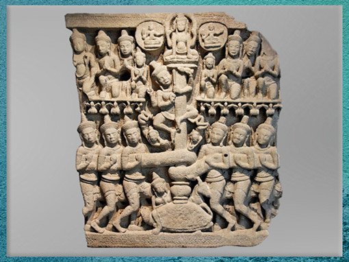 D’après le Barattage de la Mer de Lait, fragment de tympan du Prasat Phnom Da, relief, grès, XIIe siècle, style d'Angkor Vat, empire khmer, Cambodge. (Marsailly/Blogostelle)