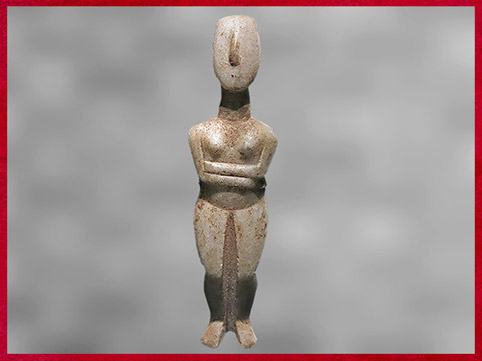 D’après une statuette féminine, marbre, type de Spédos, Cyclades, 2700-2400 avjc, Grèce, IIIe millénaire avjc, civilisation Cycladique. (Marsailly/Blogostelle) 