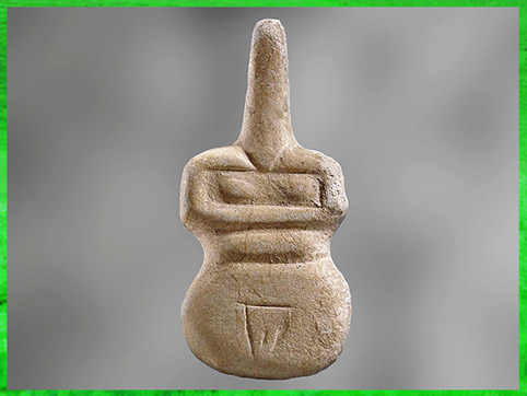 D’après une figurine féminine, forme violon, marbre, vers 2800 avjc, Pelos, Grèce, IIIe millénaire avjc, civilisation Cycladique. (Marsailly/Blogostelle) 