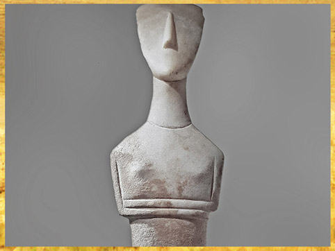 D’après une statuette féminine, marbre, type de Spédos, 2800-2300 avjc, Grèce, IIIe millénaire avjc, civilisation Cycladique. (Marsailly/Blogostelle) 