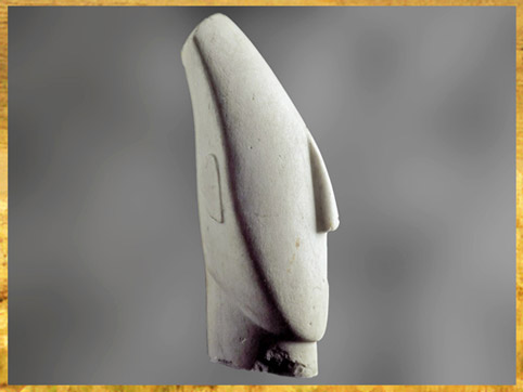 D’après une tête féminine, forme de lyre, groupe de Syros, variété de Spédos, 2600-2400 avjc, marbre de Kéros, Amorgos, civilisation Cycladique. (Marsailly/Blogostelle)