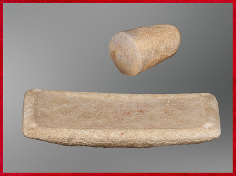 D’après une palette et pilon, marbre poli, trace de pigment rouge, 3000-2800 avjc, civilisation Cycladique. (Marsailly/Blogostelle)