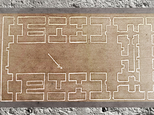 D'après le plan du temple Blanc, nef cruciforme, sanctuaire d’Anu, Uruk, seconde moitié du IVe millénaire avjc, Mésopotamie. (Marsailly/Blogostelle)