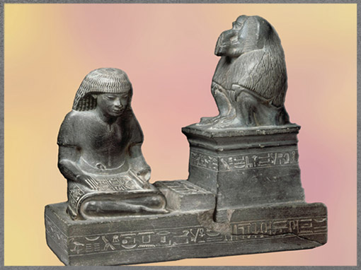 D’après le scribe royal et archiviste Nebmeroutef inspiré par Thot babouin, stéatite, 1390-1352 avjc, règne Aménophis III, XVIIIe dynastie, Nouvel Empire, Égypte ancienne. (Marsailly/Blogostelle) 