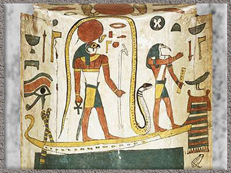 D’après Thot protégeant la barque de Rê-Horakhty, sarcophage de Tachepenkhonsou, joueuse de sistre d’Amon-Rê, bois peint, vers 650 avjc, fin XXVe-début XXVIe dynastie, Basse Époque, Égypte ancienne. (Marsailly/Blogostelle) 