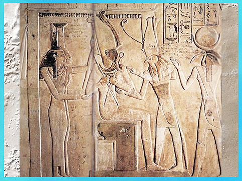 D’après Thot coiffé du disque lunaire, Horus, Osiris, Isis et Nephtys, chapelle funéraire d’Amenhotep et de son épouse Renenutet, vers 1280 avjc, XIXe dynastie, Nouvel Empire, Égypte ancienne. (Marsailly/Blogostelle)