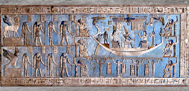 D’après l'Ogdoade d'Hermopolis, dieux primordiaux, barque d'Osiris, Nephtys et Isis, temple d'Hathor, Dendérah, époque Ptolémaïque, Égypte Ancienne. (Marsailly/Blogostelle) 