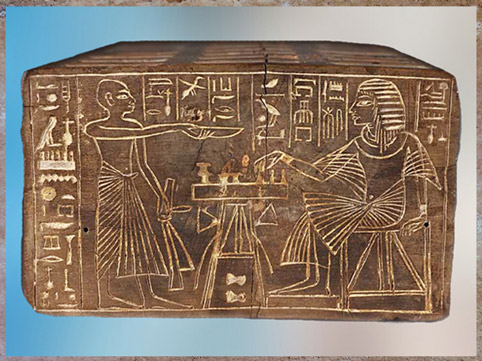 D’après une scène du jeu de senet, boîte d'Imenmès, bois, vers 1300 avjc, Nouvel Empire, Égypte Ancienne. (Marsailly/Blogostelle)